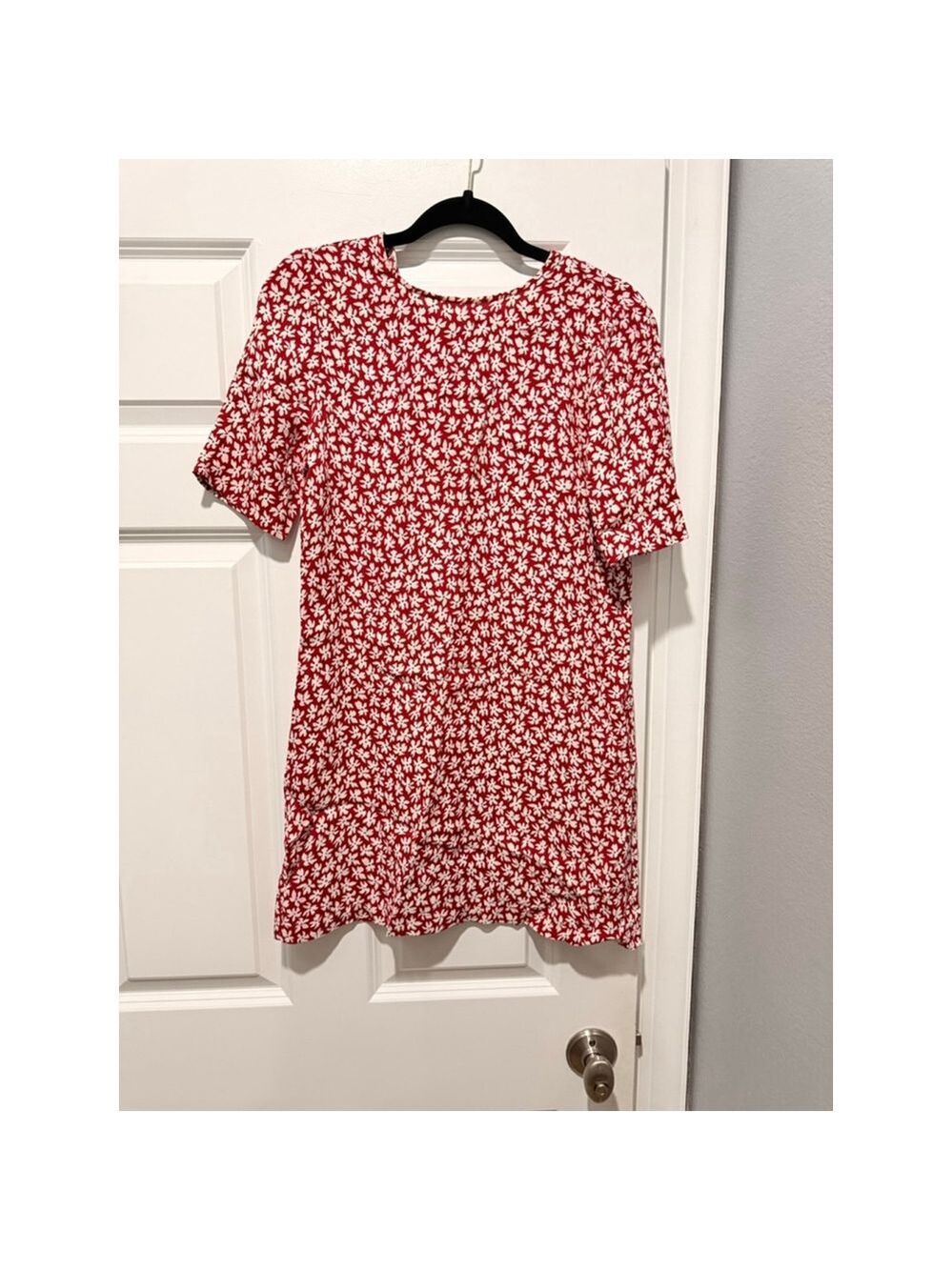 Women's Reformation Red & White Floral Mini Dress M - Picture 5 of 8